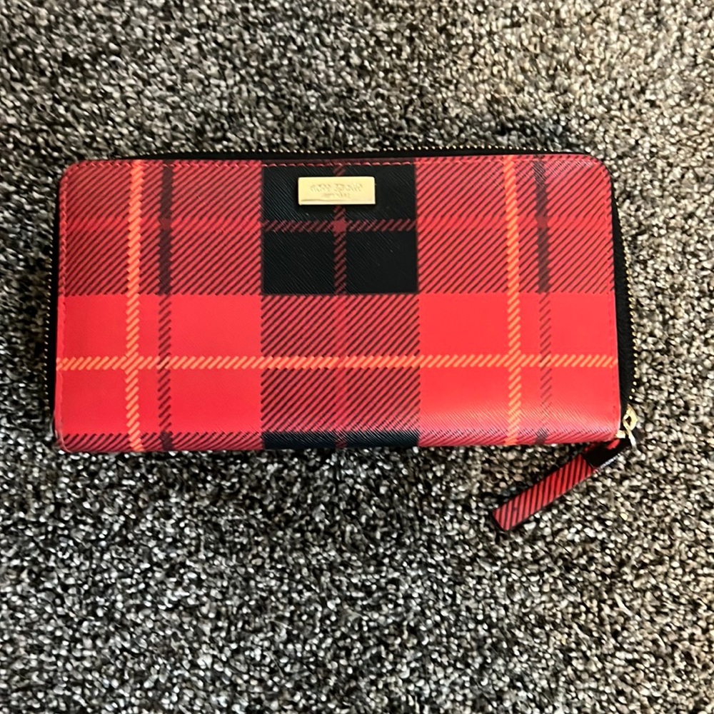 Kate Spade Neda Newbury Wallet NWOT